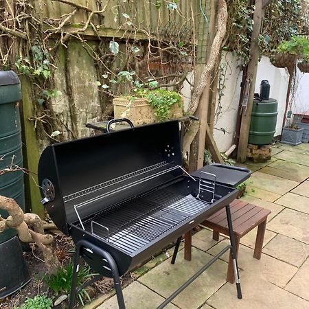 Large Character Home, Hot Tub, Beach 5 Min Walk Gorleston-On-Sea Exterior photo